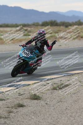 media/Sep-21-2025-Race Pace (Sun) [[98bf33ef95]]/Verified/5-Turn 15 Inside (930am)/